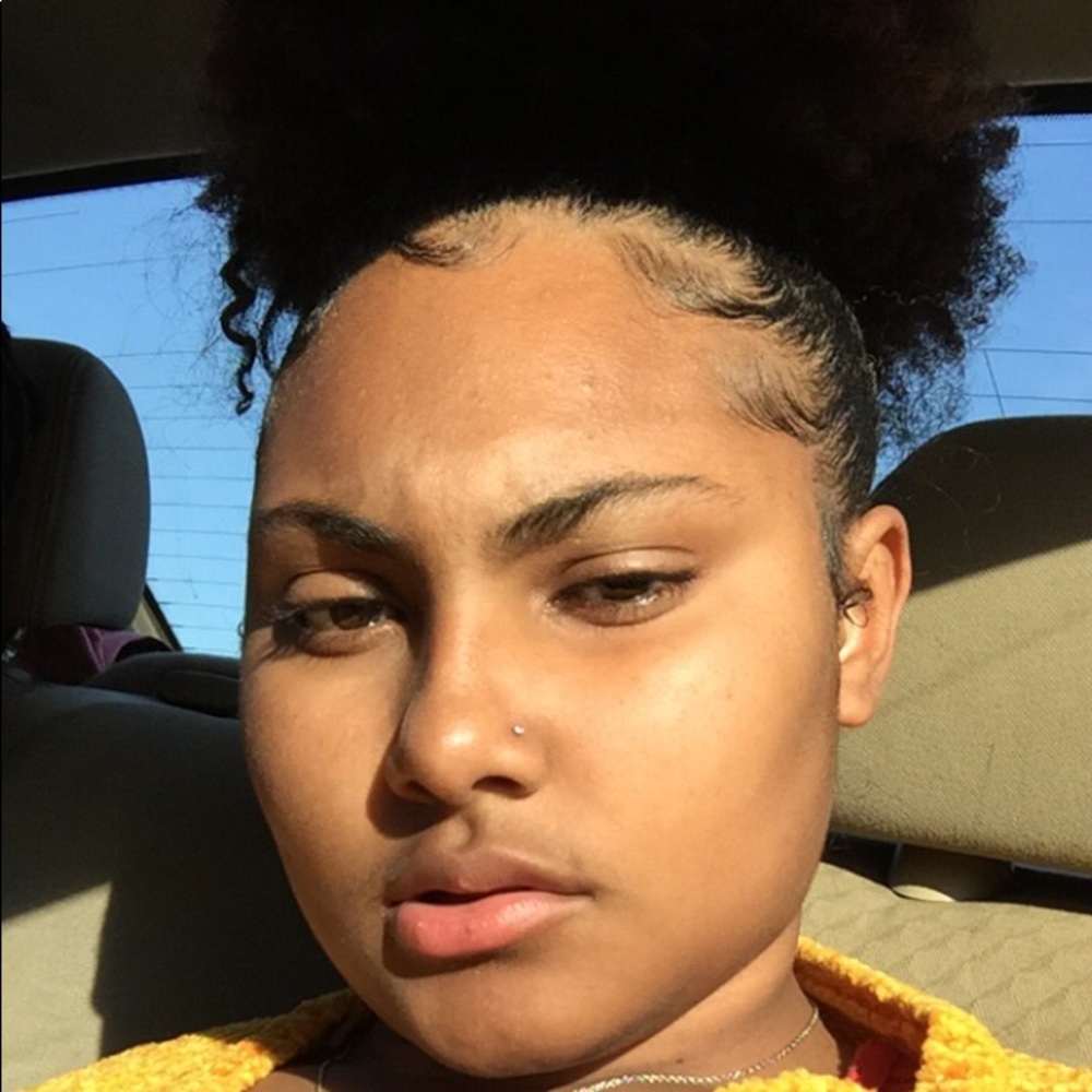 Meet your Posher, Alexa